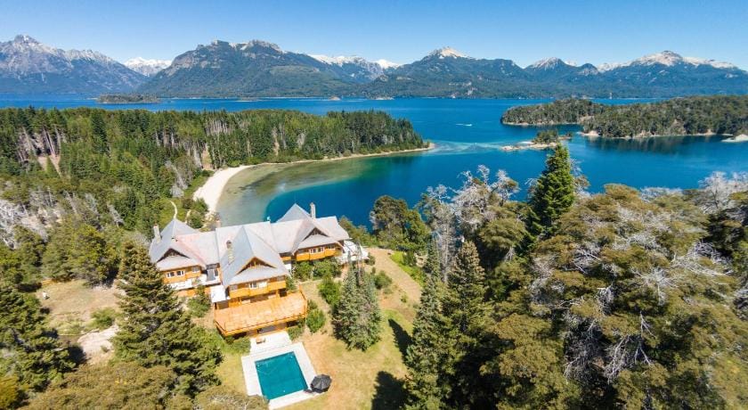 Isla Victoria Lodge Hotel in Neuquén Province, Argentina