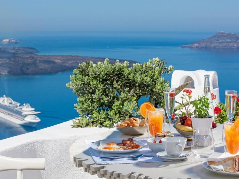 Mill Houses New Elegant Suites Apartment in Thera