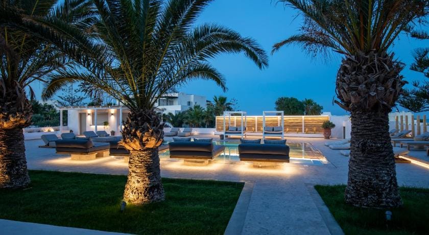 Louis Studios Apartment in Santorini