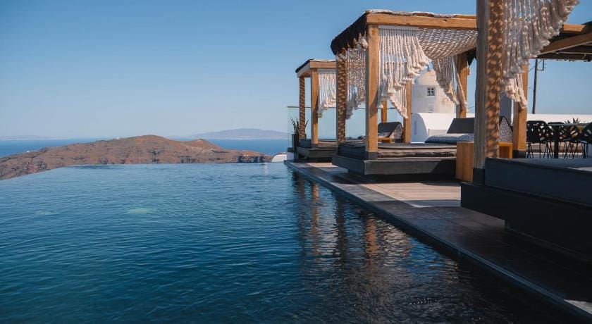 Galaxy Suites & Spa Hotel in Imerovigli