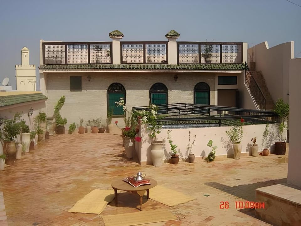 Ryad Zahraa Guest House Riad in Meknes