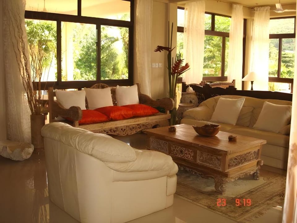 Bayview Villas Hotel in Africa