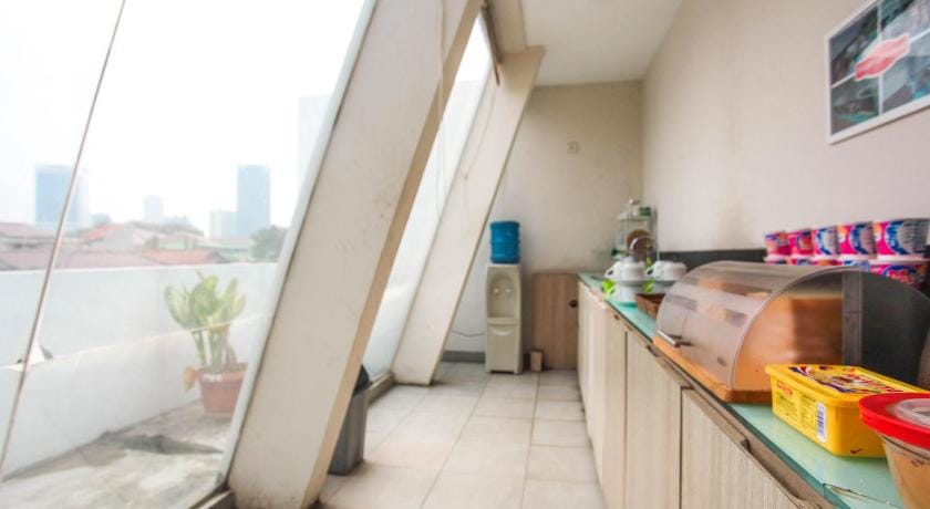 LeGreen Suite Poso Bed and Breakfast in South Jakarta City