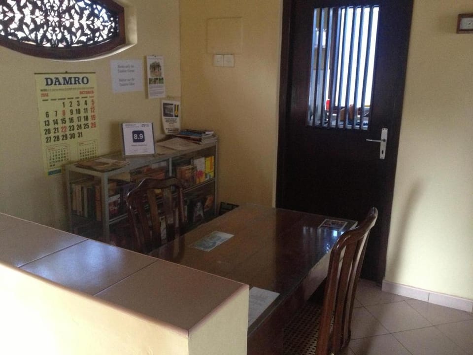 The Tandem Guesthouse Bed and Breakfast in Hikkaduwa