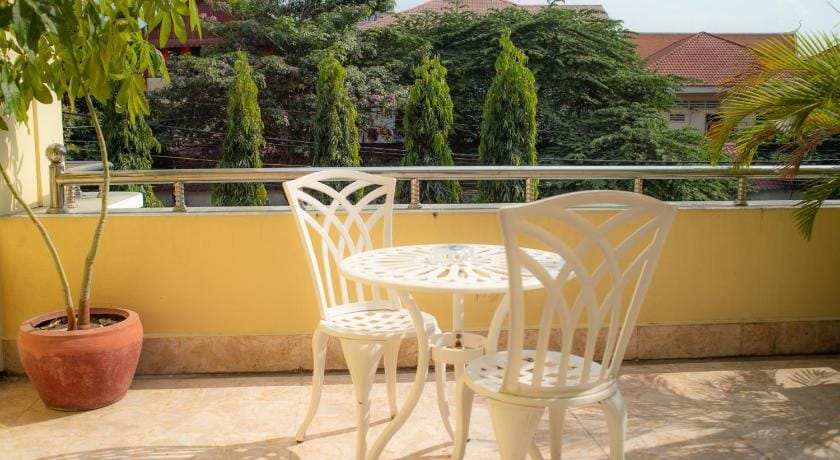 Villa Grange Bed and Breakfast in Phnom Penh Province