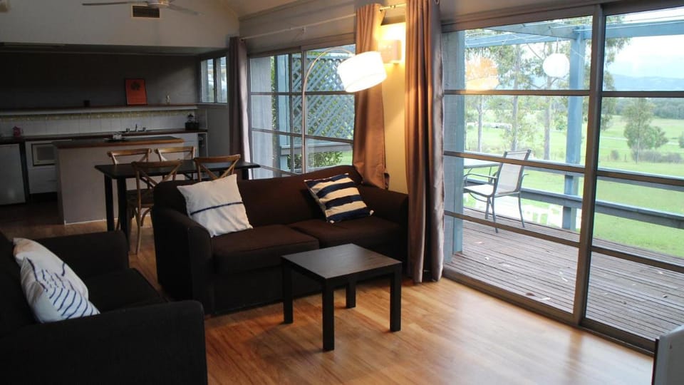 Vineyard Hill Campground/ 
RV Resort in Lovedale