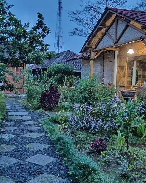 Pondok Bamboo Sendangsari Vacation rental in Indonesia