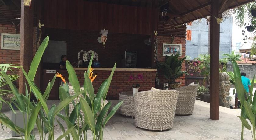 Jonsen Homestay Bed and Breakfast in North Kuta