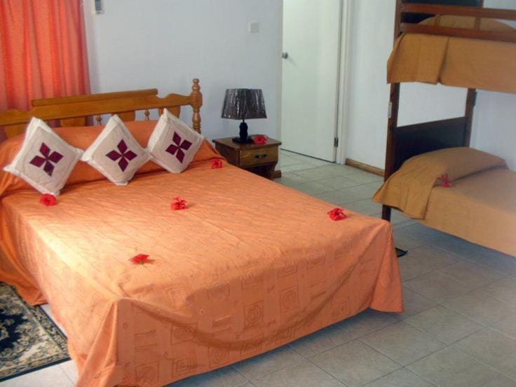 Rowsvilla Guest House Bed and Breakfast in Africa