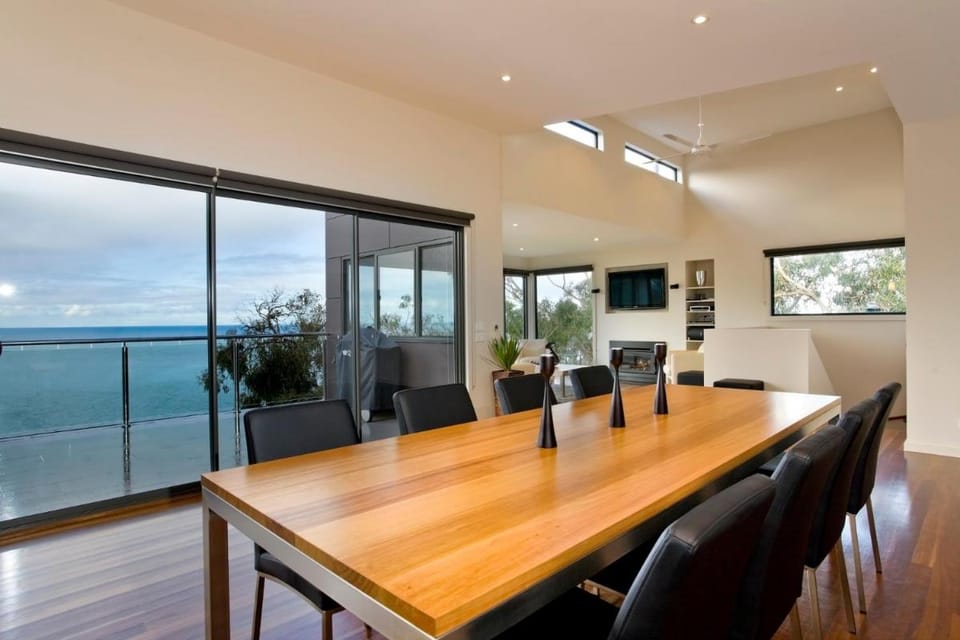 Azure Holiday House Vacation rental in Wye River