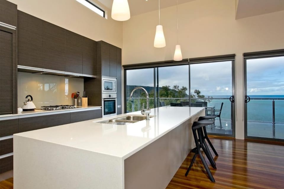 Azure Holiday House Vacation rental in Wye River