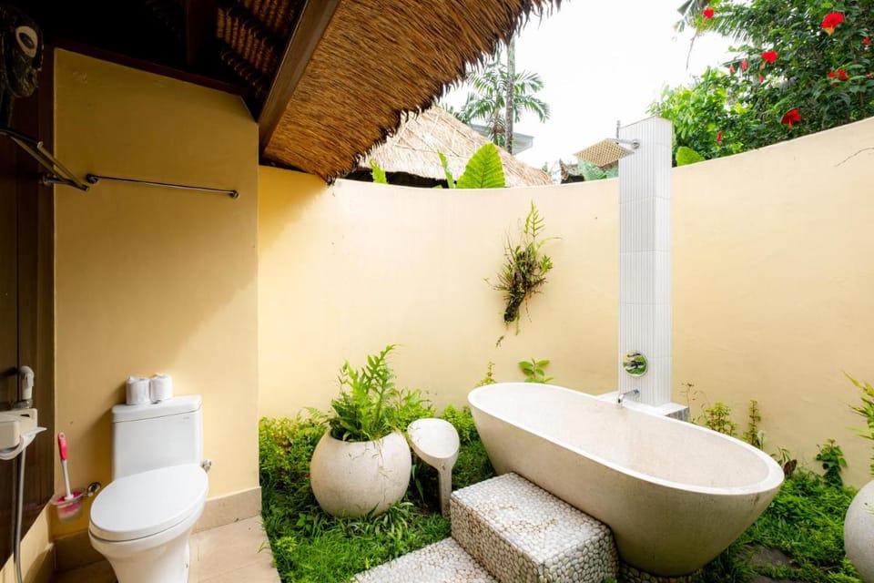 Lodtunduh Sari Campground/ 
RV Resort in Sukawati