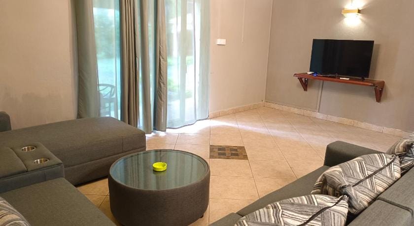 La Residence Les Badamiers Apartment in Flacq District, Mauritius