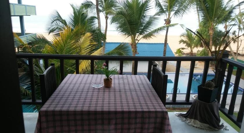 Thiranagama Beach Hotel Hotel in Hikkaduwa