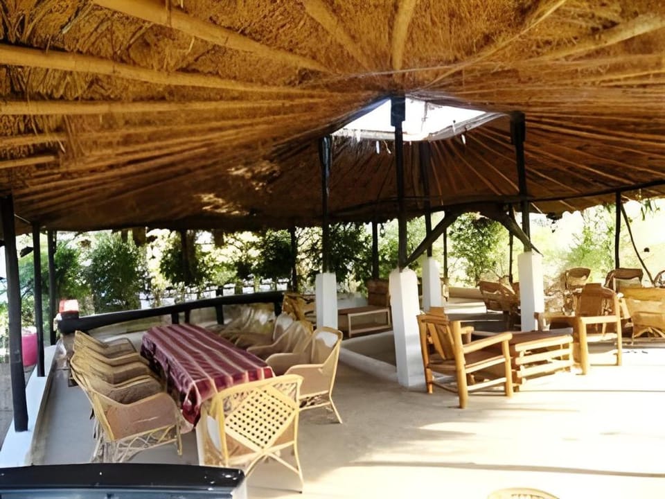 Hotel Kanha (Treasure In Forest) Hotel in India