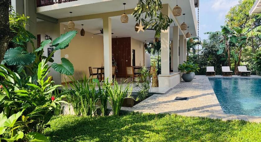 Peacock Villa Bed and Breakfast in Mirissa