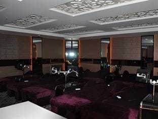 Chengde Hui Long Hotel Apartment in China