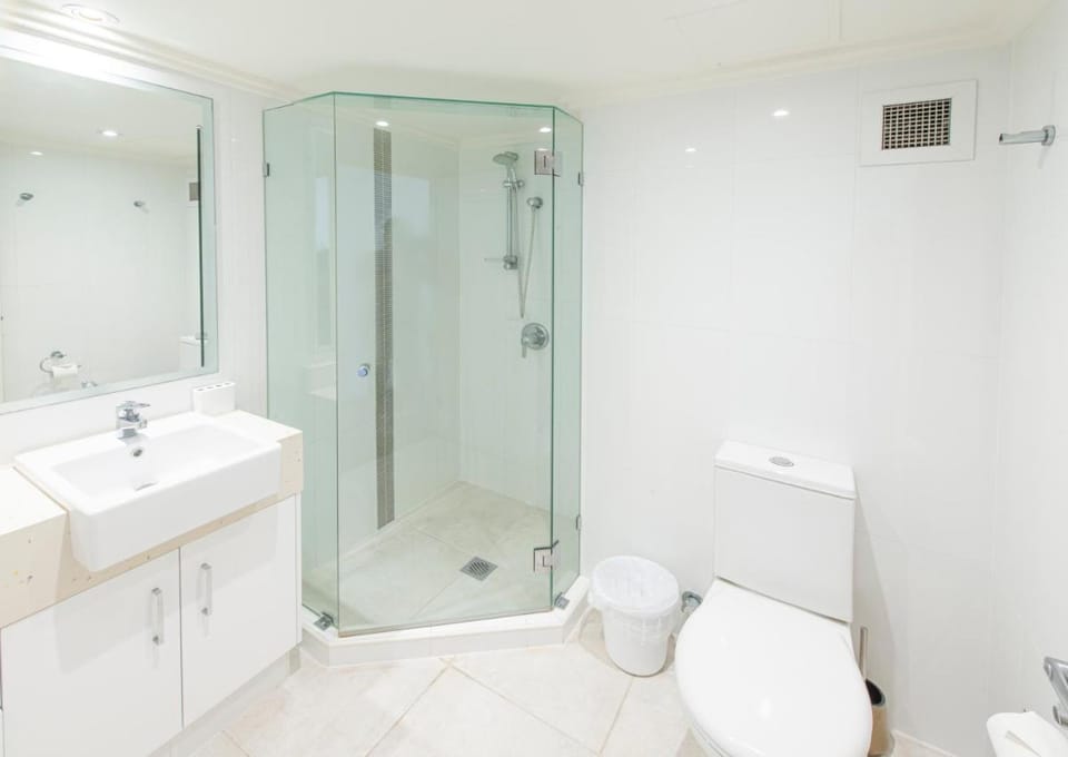 Berkeley on the Beach Apartment hotel in Surfers Paradise