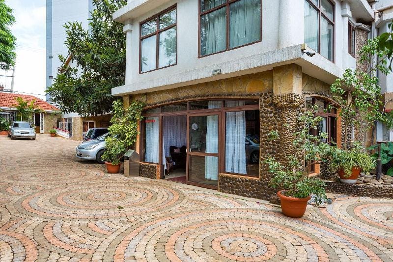 Comfort Gardens Guest House Bed and Breakfast in Nairobi