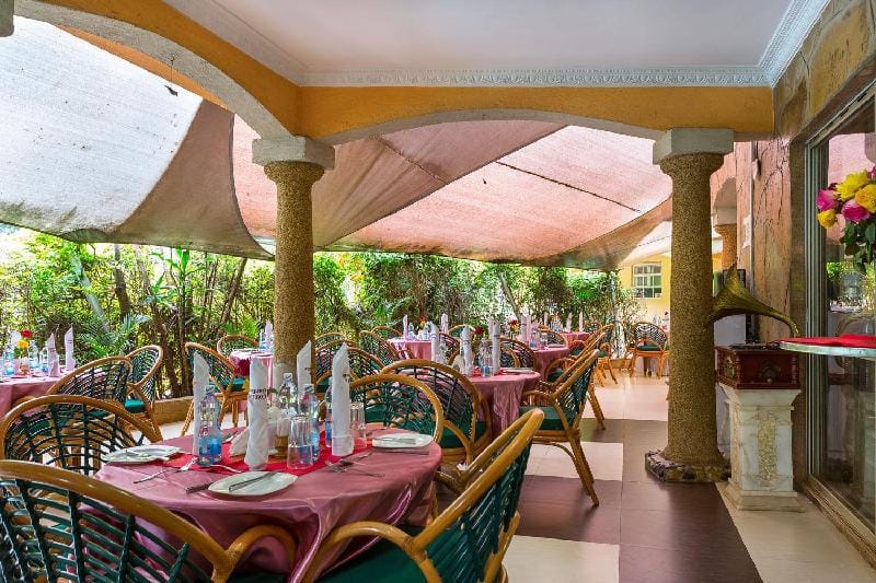 Comfort Gardens Guest House Bed and Breakfast in Nairobi