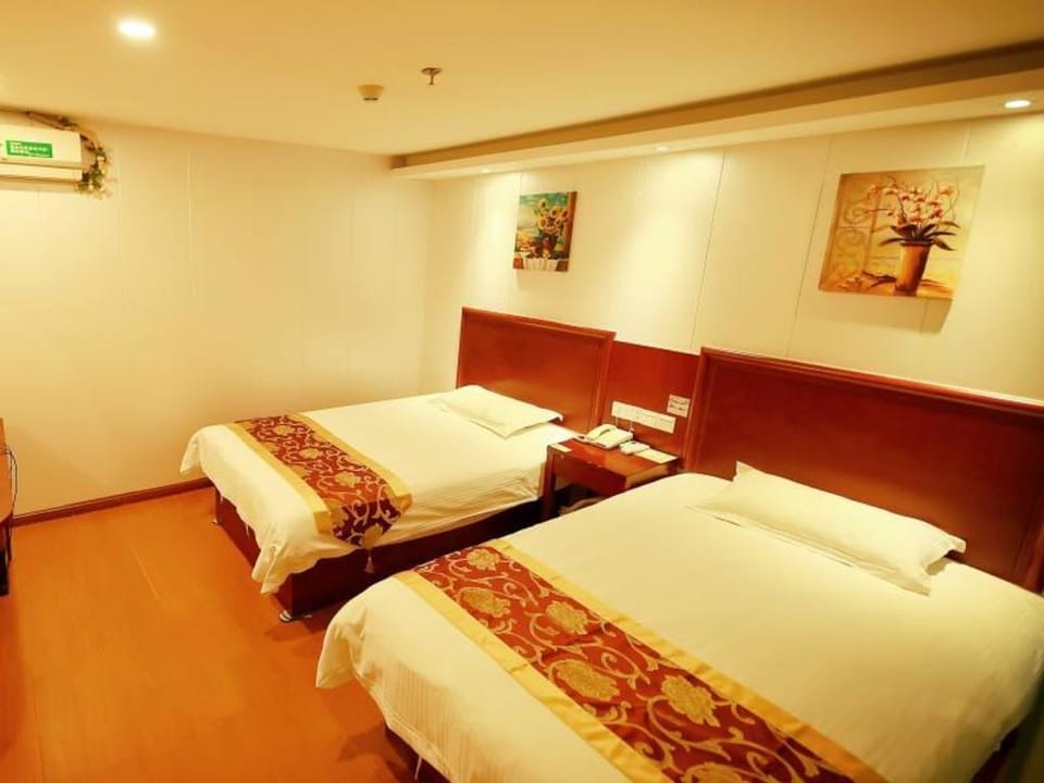 GreenTree Inn Kunshan Huaqiao Building materials Conch Hotel Hotel in Shanghai