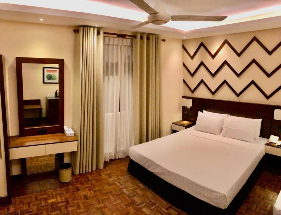 Tropic Inn - Mount Lavinia Hotel in Dehiwala-Mount Lavinia