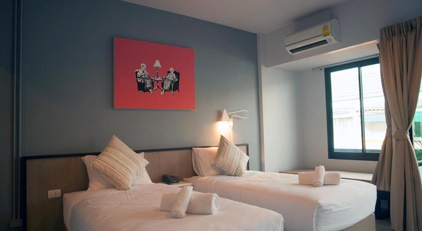 Chalong Sea Breeze Bed and Breakfast in Chalong