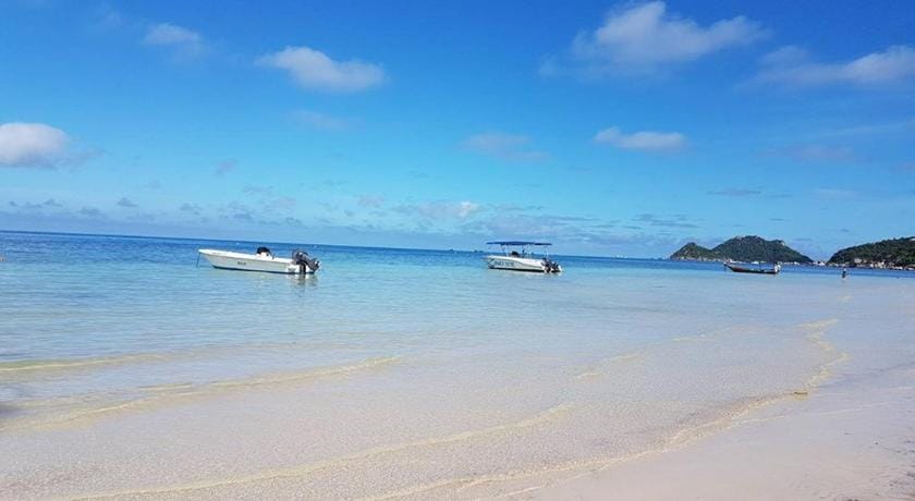 Ban's Avenue Guest House Bed and Breakfast in Ko Tao