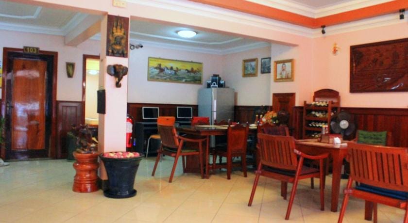 Nawin Palace Guesthouse Bed and Breakfast in Phnom Penh Province