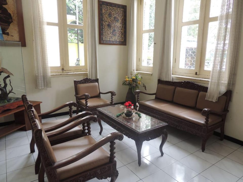 Wisma Tamu UKSW Guest House Hotel in Indonesia