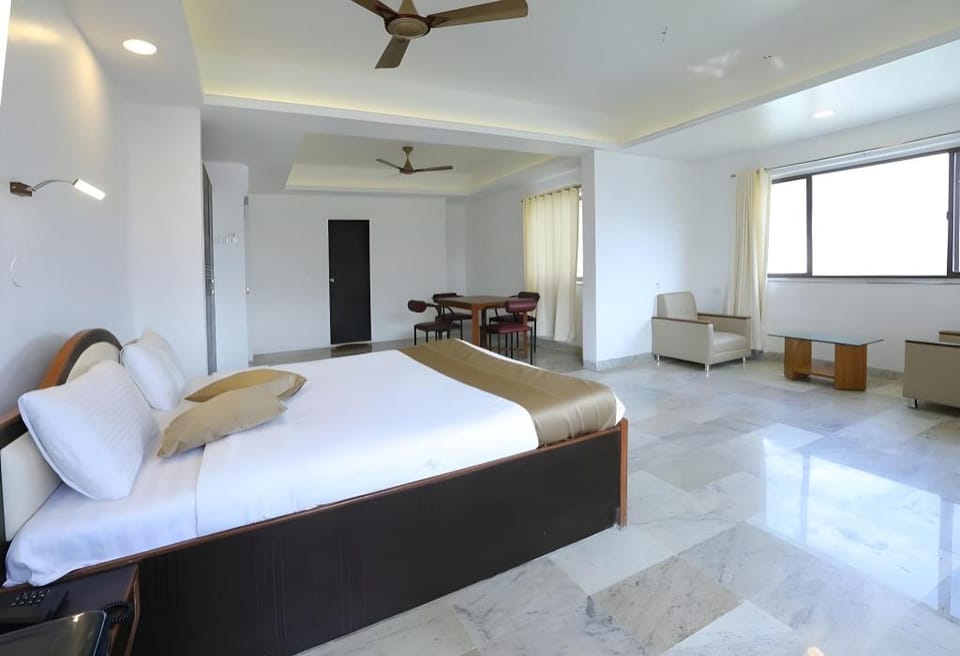 Sunrise Hill Resort Hotel in Lonavla