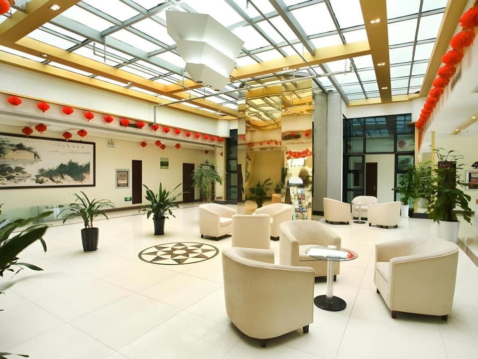 Green Tree Inn Wuxi New District National Software Park Hotel in Suzhou