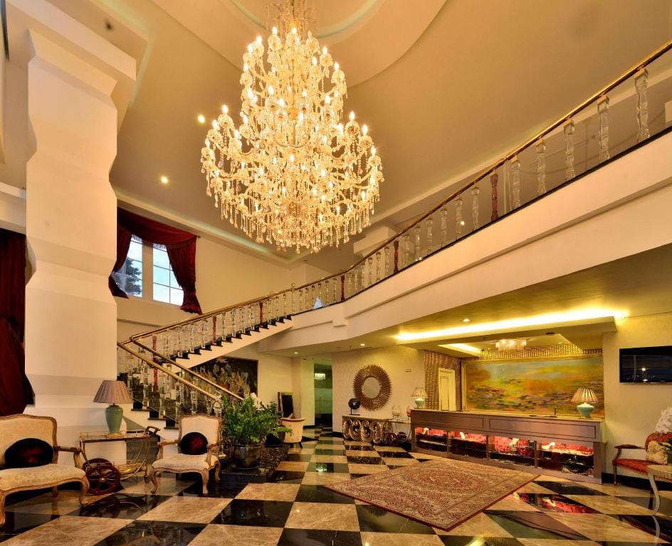 Amaroossa Royal Hotel Bogor Hotel in West Java