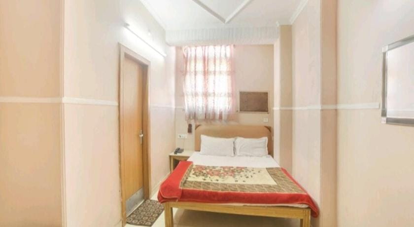 Hotel Queen Hotel in Uttarakhand