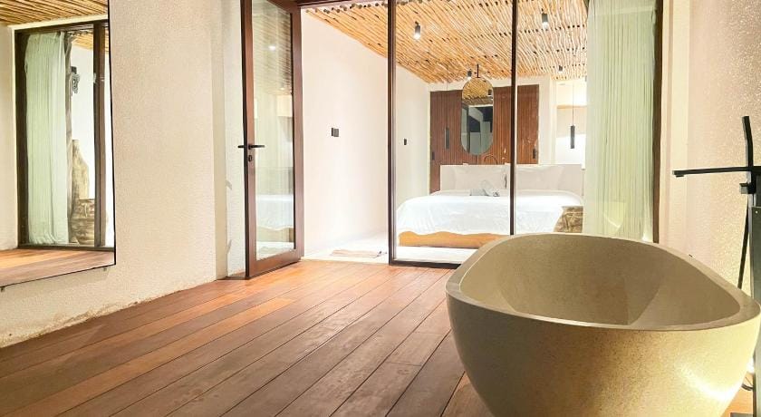 PNB Beach Resort Bed and Breakfast in Bali