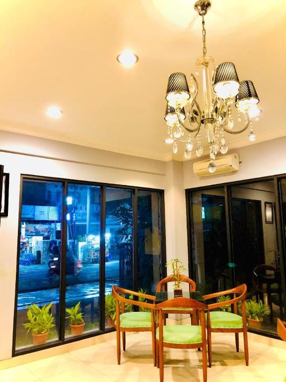 Votel Viure Hotel Bed and Breakfast in Special Region of Yogyakarta