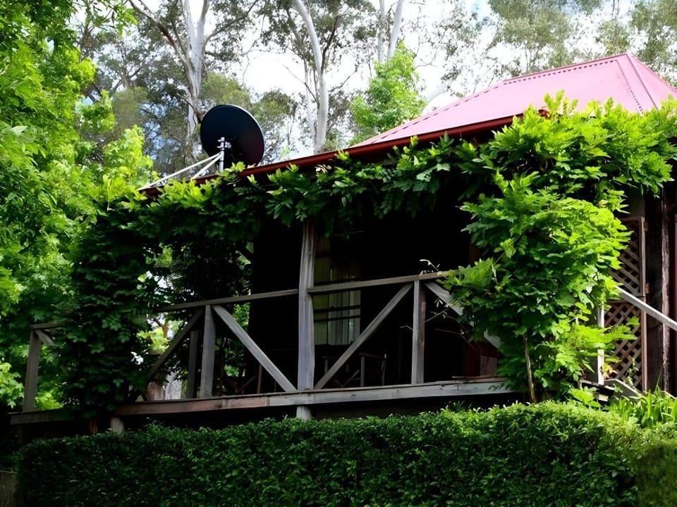 Cedar Creek Cottages Hotel in Wollombi
