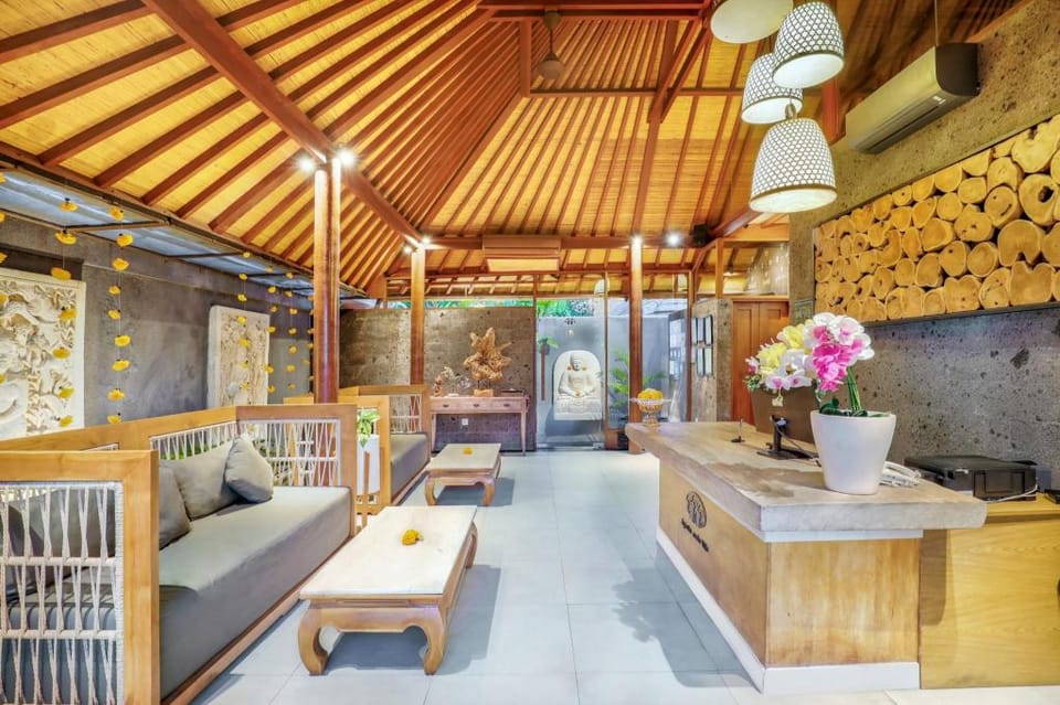 Seminyak Sanctuary Villa by Ini Vie Hospitality Villa in Kuta