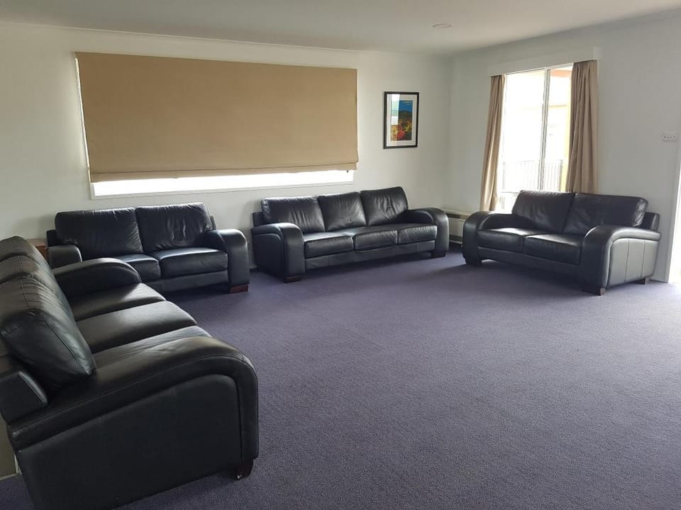 Canberra Carotel Motel Hotel in Canberra