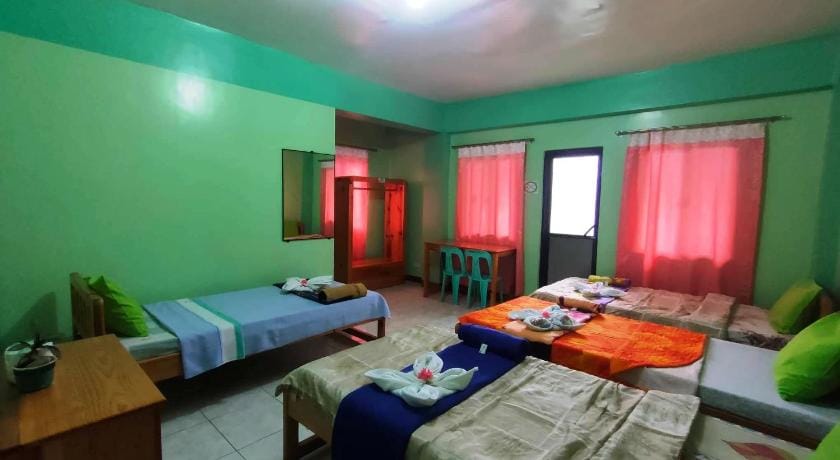Shamrock Tavern Inn Hotel in Cordillera Administrative Region