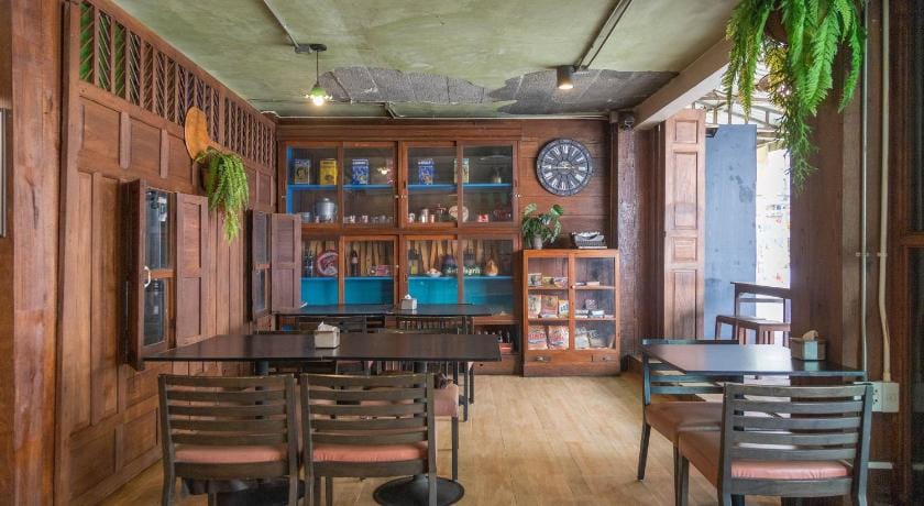 P1 House Hotel in Laos