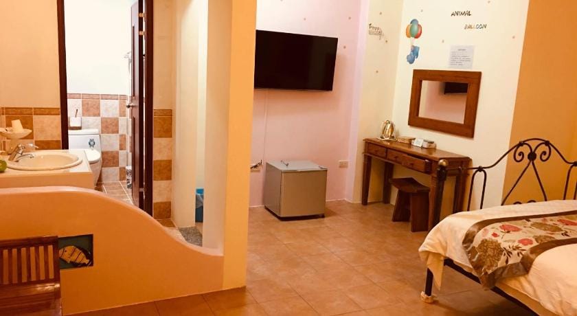 Morpheus Hostel Bed and Breakfast in Hengchun Township