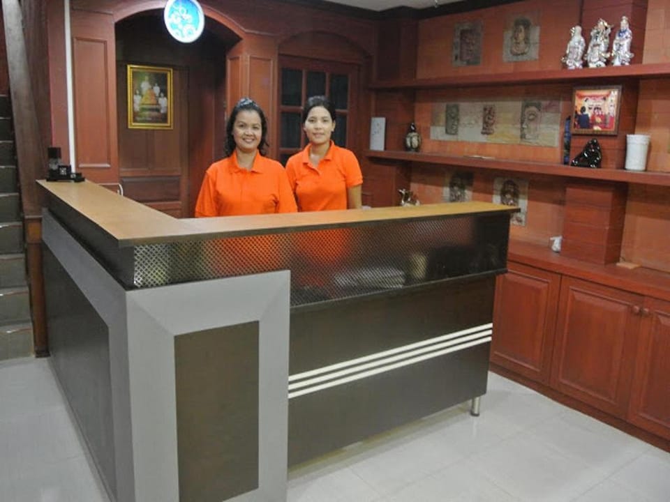 Silla Patong Hostel Hostel in Patong