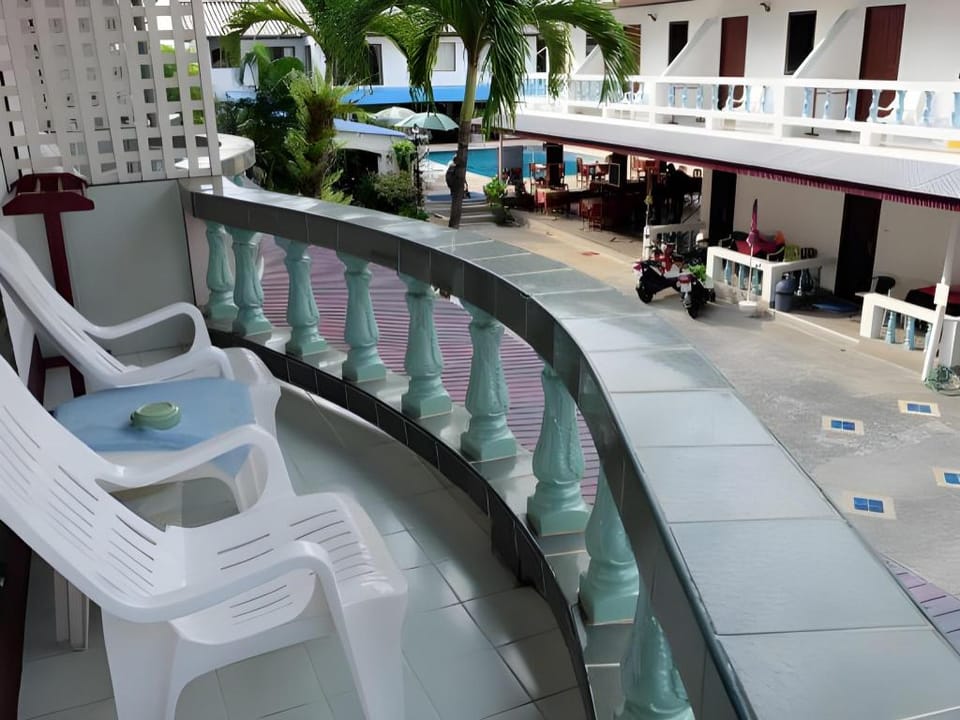Rabbit Mansion Patong Hotel Bed and Breakfast in Patong