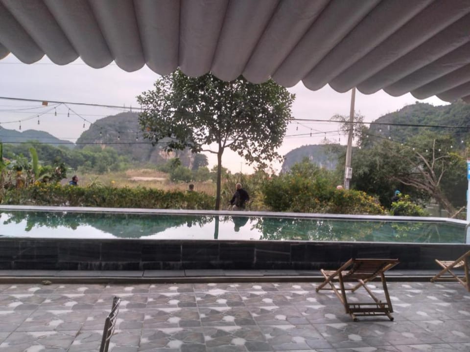 Tam Coc Panorama Hotel Restaurant and Vegan Hotel in Laos