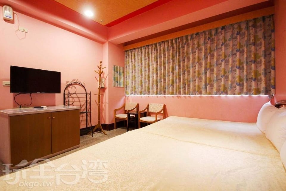 Sakura Homestay Bed and Breakfast in Taiwan, Province of China