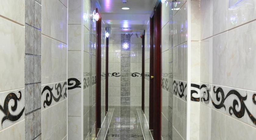 Pearl Premium Guest House - Premium Guest House Limited Bed and Breakfast in Hong Kong