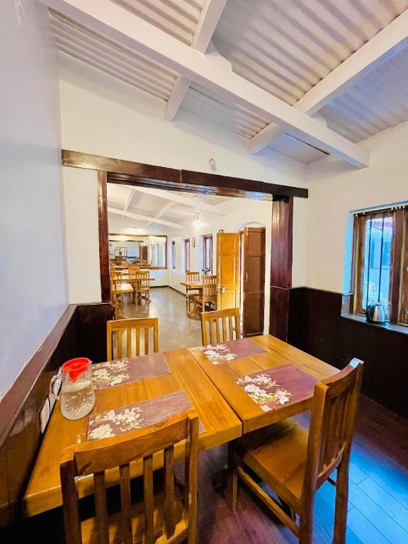 Bouganvilla Hotel in Ooty