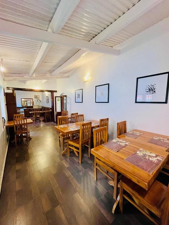 Bouganvilla Hotel in Ooty
