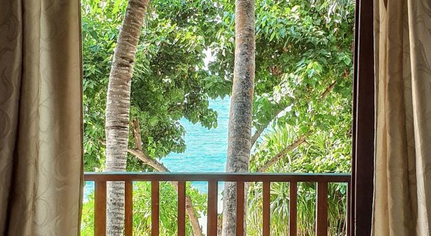 Thundi Sea View Bed and Breakfast in Maldives